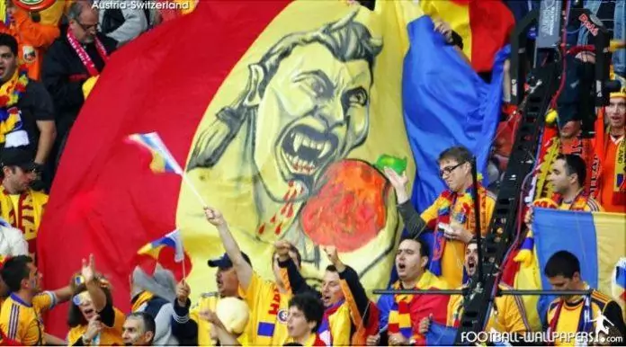 romania fans 3