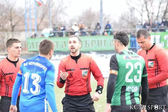 chernomoretz neftohimik 16