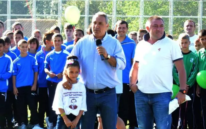 960 600 snimki ico stoichkov i gibi iskrenov otkriha detskiia turnir v