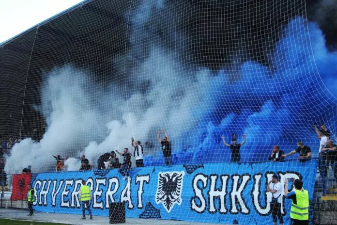 shkupi fenove