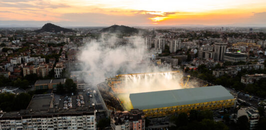 stadion hristo botev koleja