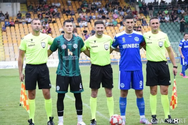 neftohimik chernomoretz (22)