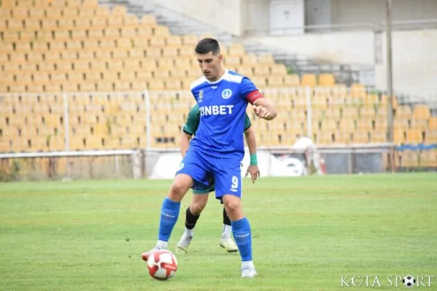 neftohimik chernomoretz (37)