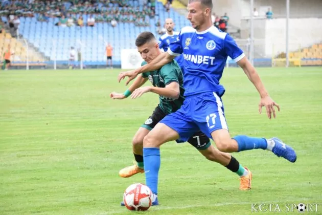 neftohimik chernomoretz (42)