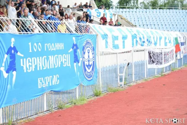 neftohimik chernomoretz (46)