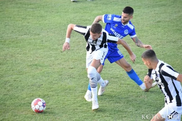 chernomoretz lokomotiv plovdiv 2 dubal (22)