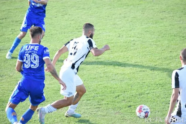 chernomoretz lokomotiv plovdiv 2 dubal (25)