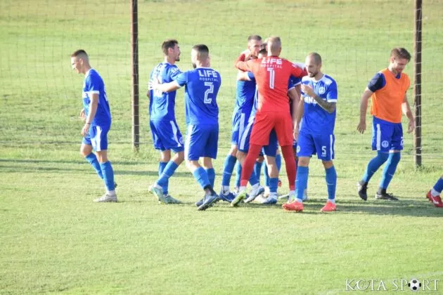 chernomoretz lokomotiv plovdiv 2 dubal (33)